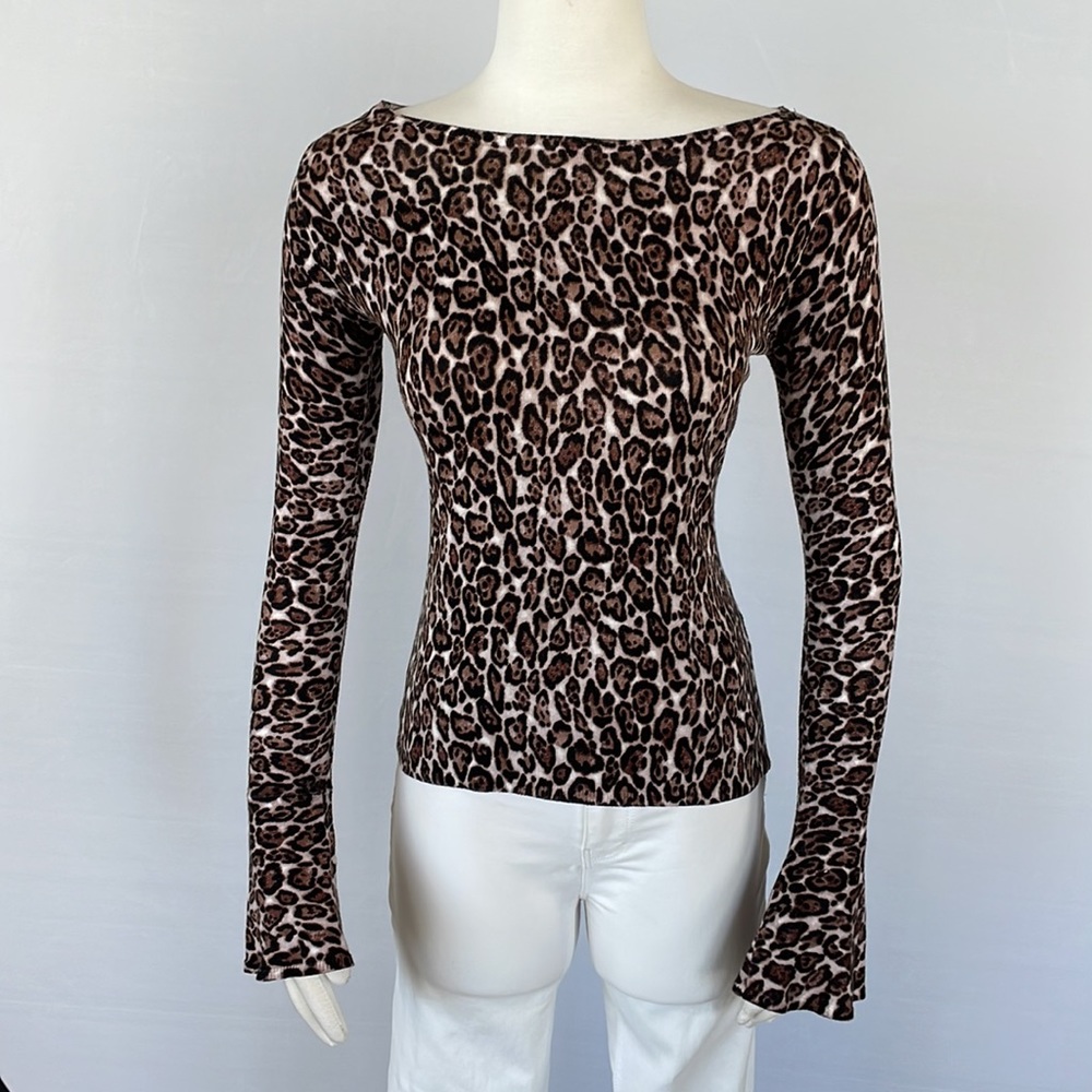 WHBM Leopard Sweater Size X Small - Picture 2 of 8